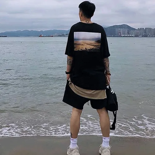 FEAR OF GOD FOG ESSENTIALS BOXY 複線加州限定沙灘相片短袖T恤 FEAR OF GOD FOG ESSENTIALS BOXY 複線加州限定沙灘相片短袖T恤
