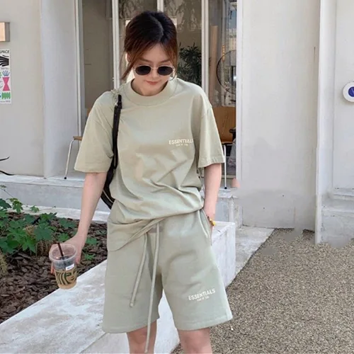 FOG FEAR OF GOD 複線 ESSENTIALS 胸口小標字母男女圓領短袖T恤